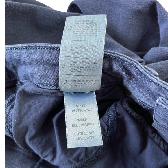 VINCE Skinny Jeans Blue Marine Wash Low Mid Rise Stretch Riley Legging - Size 28 - Picture 10 of 11